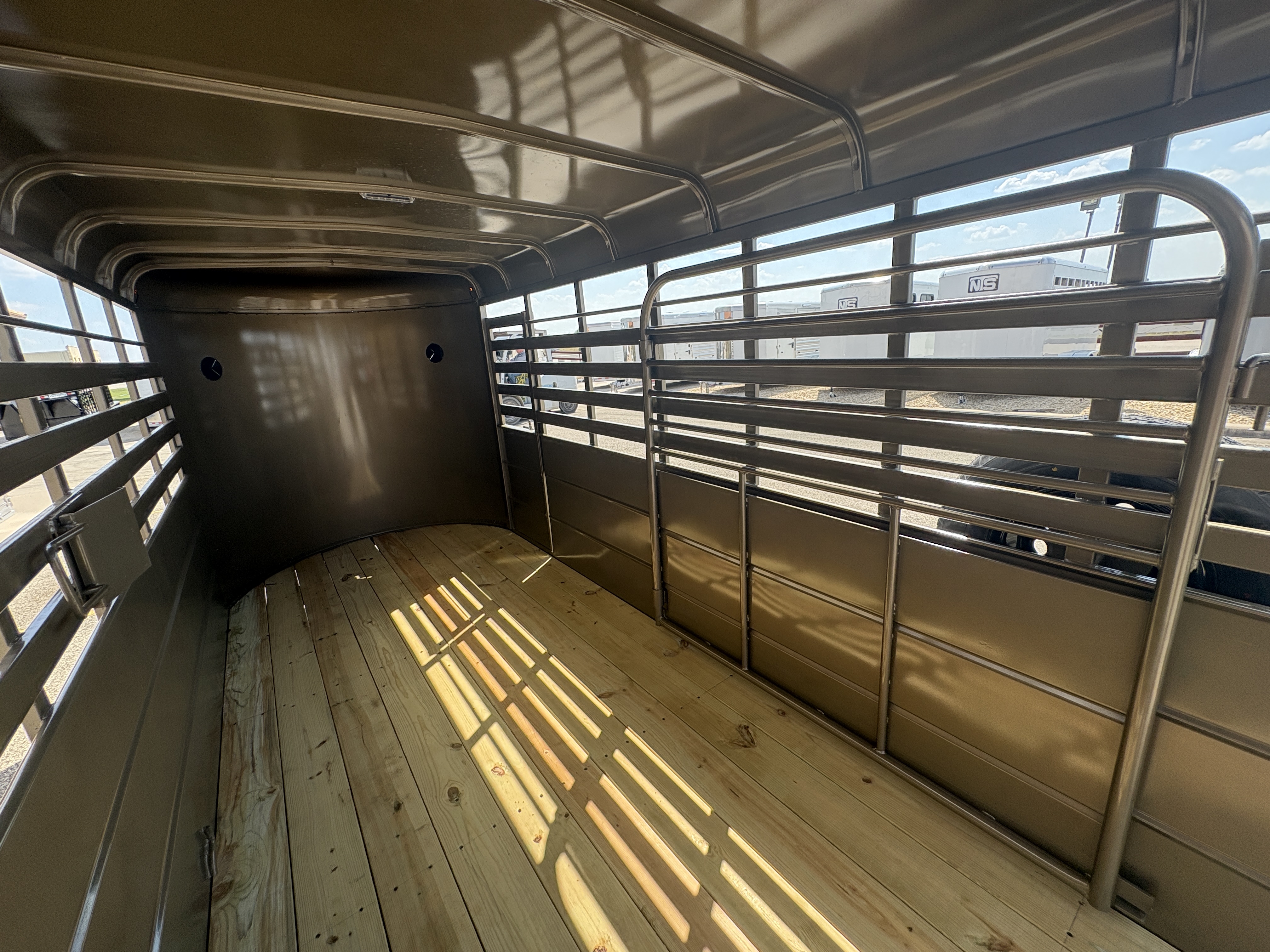 Trailer Photo 6